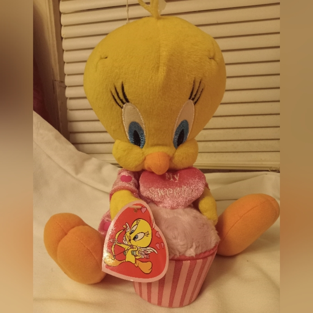Stuffed tweety bird